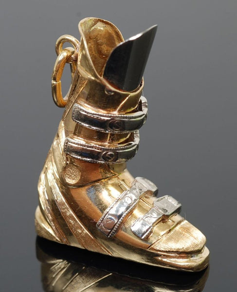 18K Gold SKI BOOT 3-Dimensional Pendant
